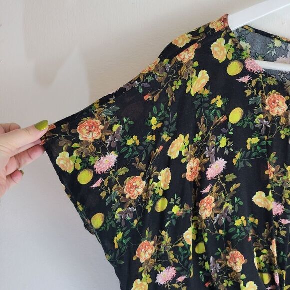 Banana Republic Floral Rayon Blouse with Side Tie Details - Picture 2 of 8